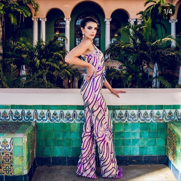 Amazing Jumpsuit - Picture 6 of 9